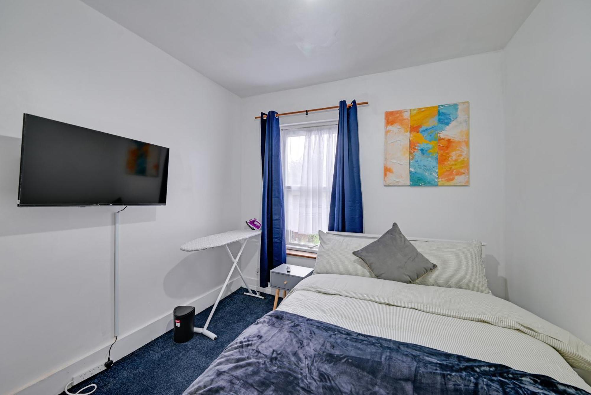 Cosy & Comfy Tottenham Sleeps 4 Apartment London